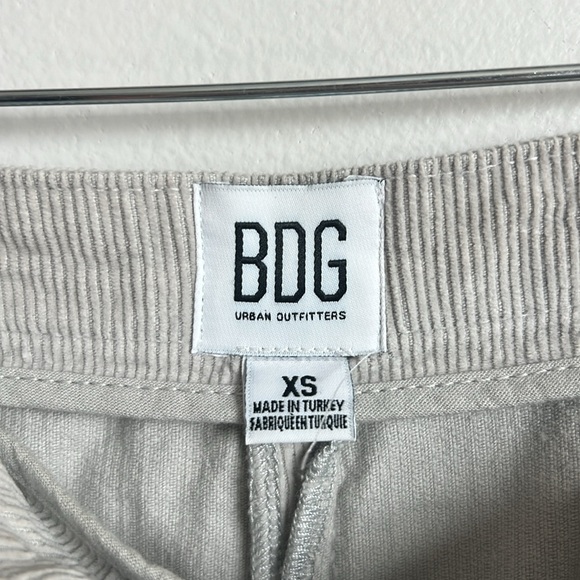 BDG Neutral Colored Skirt - Picture 7 of 8